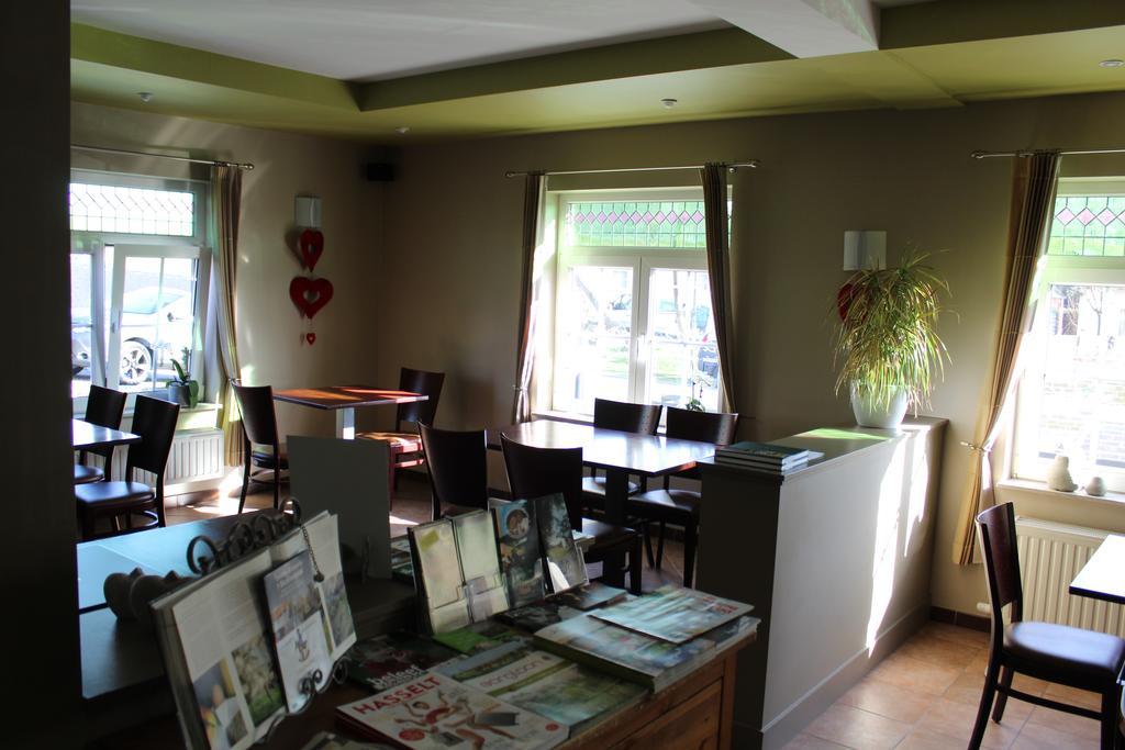 B&B De Vroling 웰렌 외부 사진